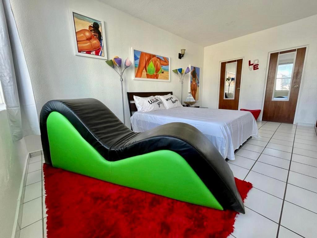 Condado Beachfront Tantra Apartment San Juan Exterior photo